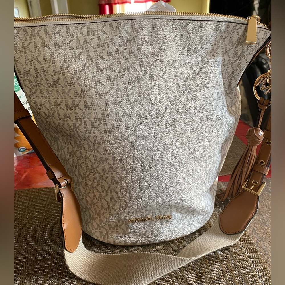 MK bag brand new.